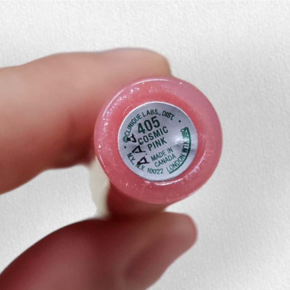 Clinique Bundle of Blush, and Lip Colors - Picture 5 of 14